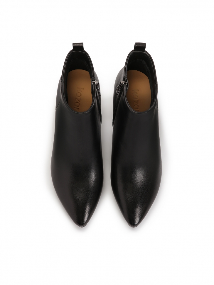 Czarne botki na komfortowym słupkowym obcasie