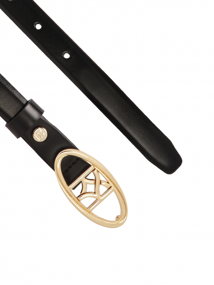 Elegancki czarny pasek z owalną klamrą