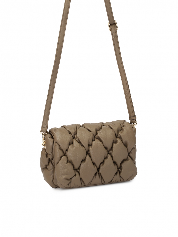Miękka pikowana torebka w kolorze taupe