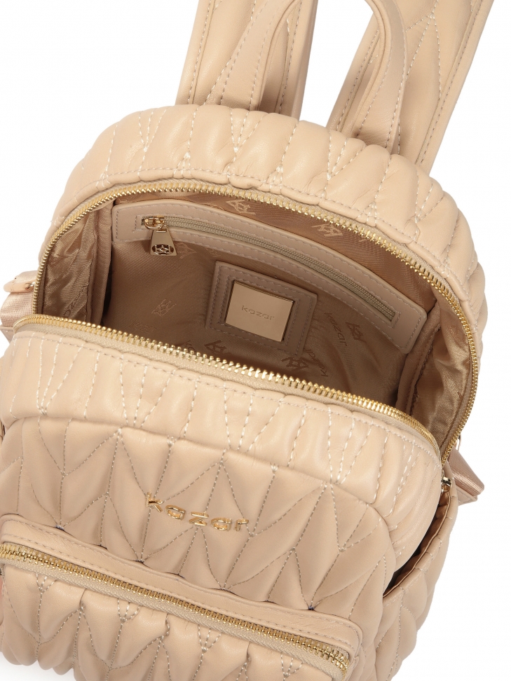 Pikowany beżowy plecak ze skóry