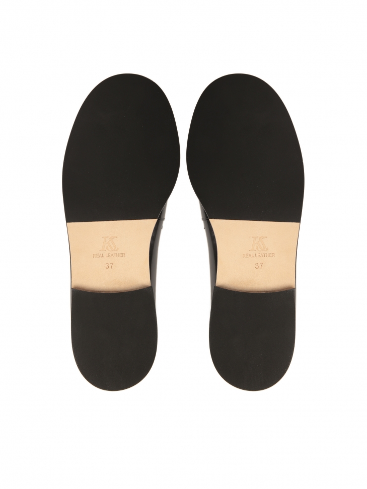 Czarne uniwersalne półbuty slip-on