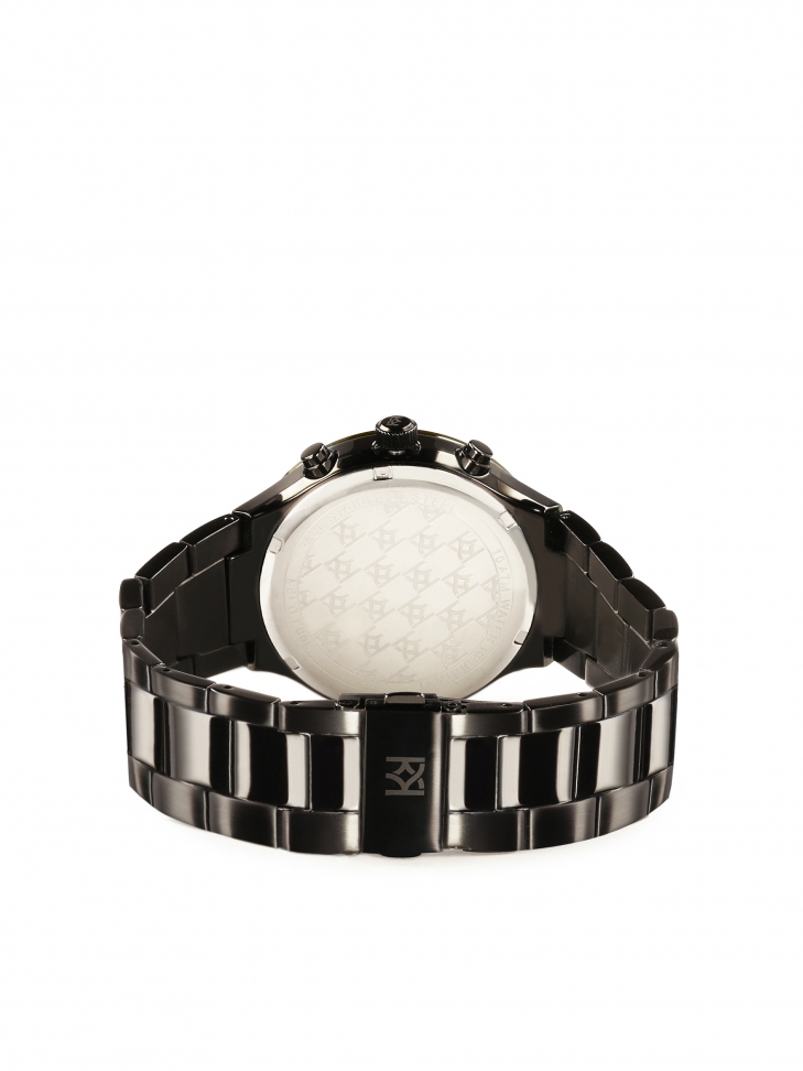 Czarny zegarek ze srebrnymi elementami