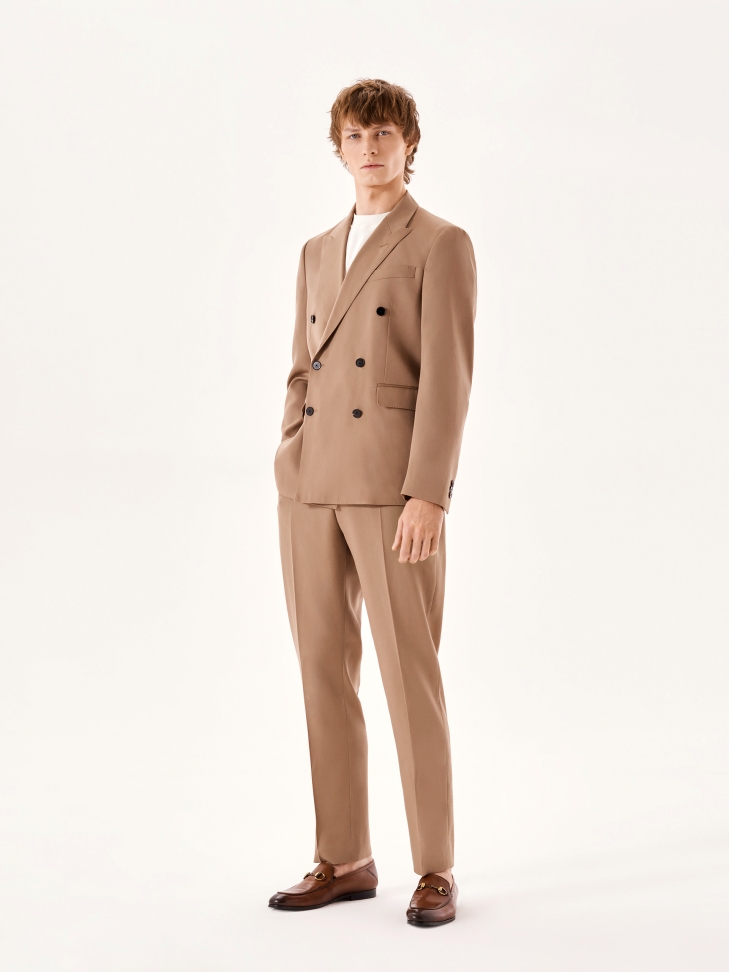 Skórzane loafersy męskie z metalową ozdobą