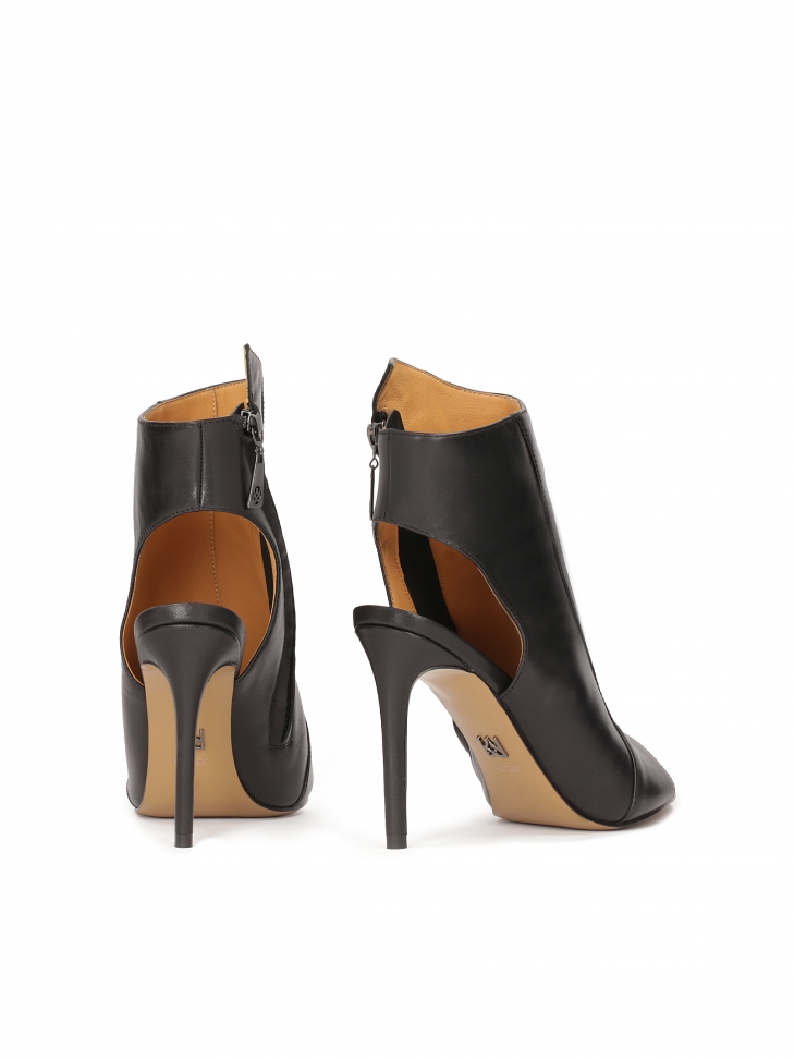 Czarne skórzane botki peep toe