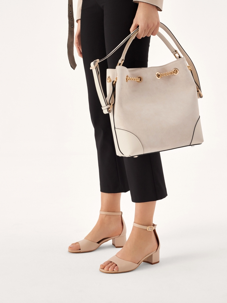 Beżowe sandały damskie na wygodnym obcasie