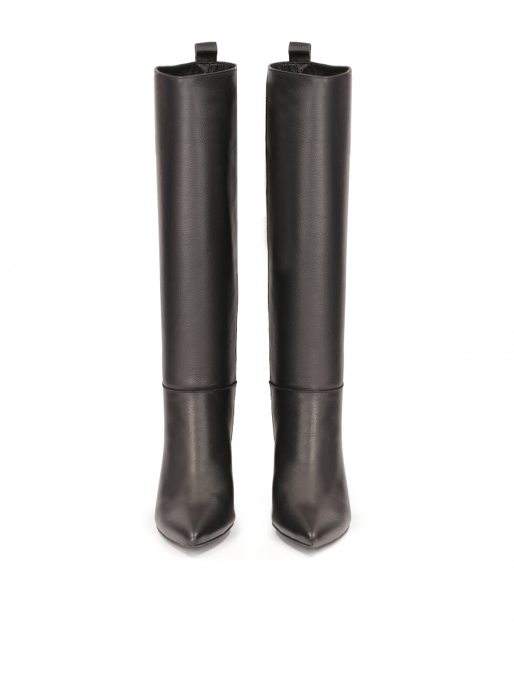 Czarne kozaki ze wsuwaną cholewką