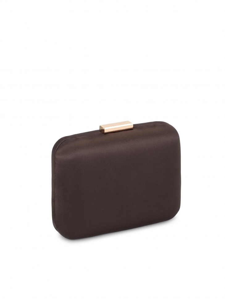 Wizytowa brązowa kopertówka na otym łańcuszku