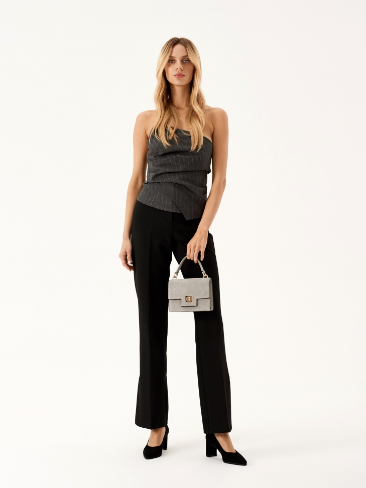 Czarne nubukowe czółenka w stylu minimal