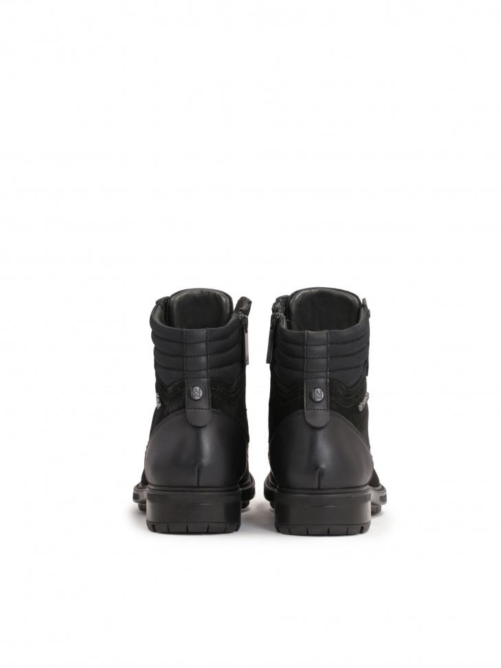 Wytrzymałe trzewiki męskie z nubuku wyposażone w membranę Thinsulate