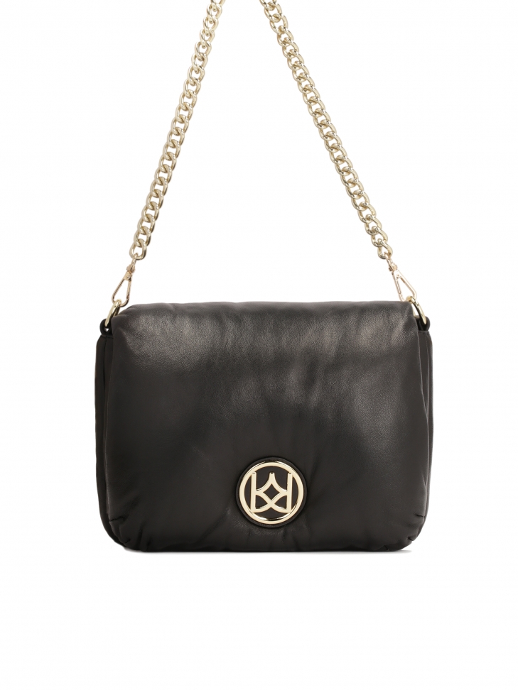 Czarna torebka z efektem volume puff