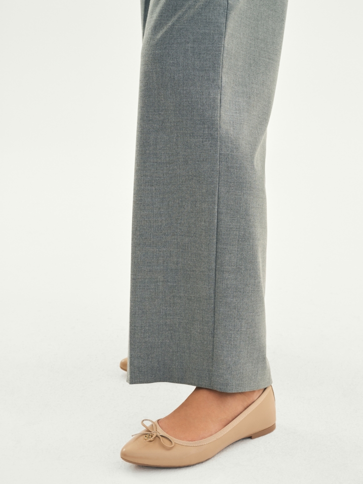 Beżowe baleriny damskie