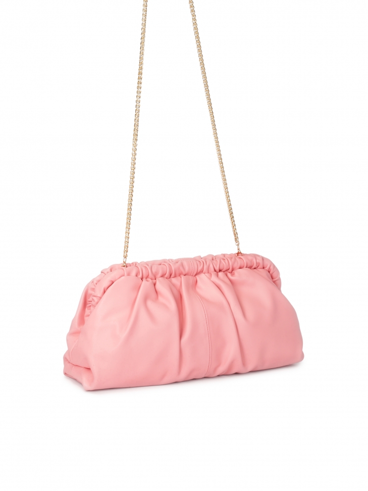 Różowa torebka pouch bag ze skóry