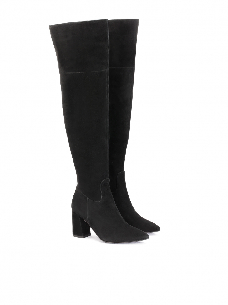 Zamszowe muszkieterki na szerokim obcasie