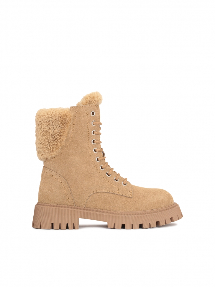 Jasnobrązowe trzewiki damskie z kożuszkiem i trepową podeszwą