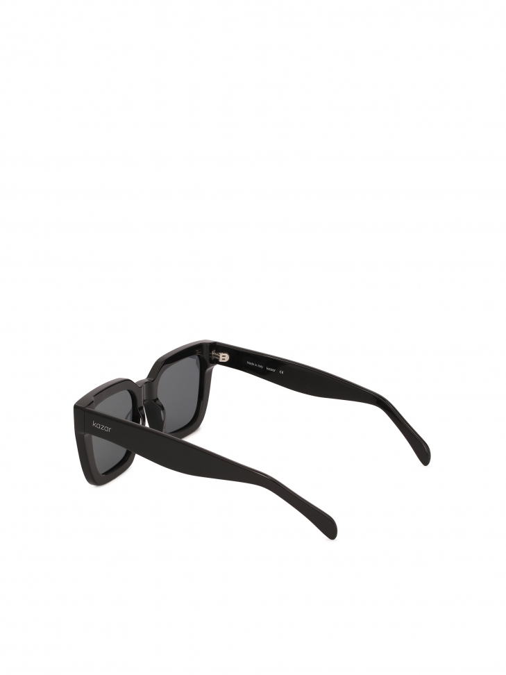 Czarne damskie okulary przeciwsłoneczne z polaryzacją