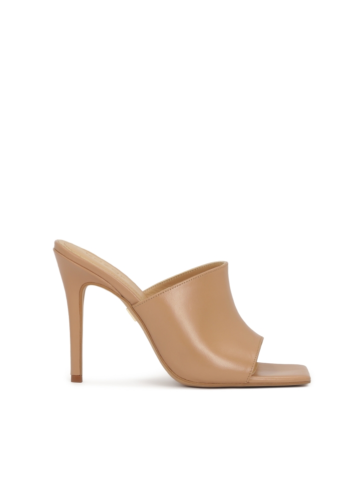 Eleganckie klapki na obcasie