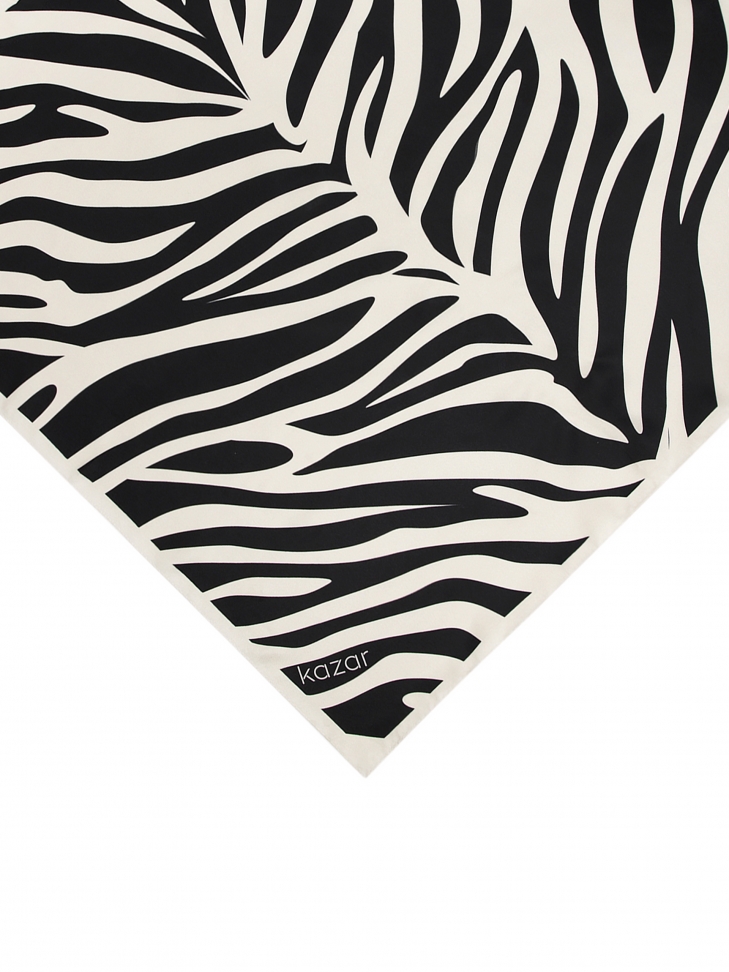 Jedwabna apaszka we wzór zebry