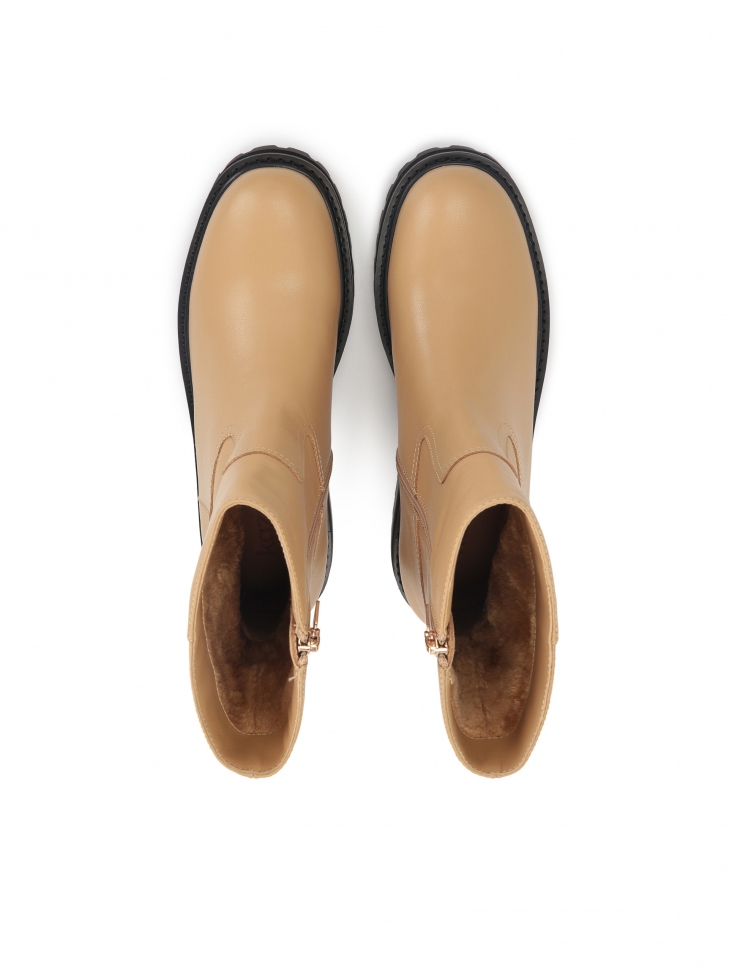 Jasnobrązowe botki damskie z zamkiem błyskawicznym