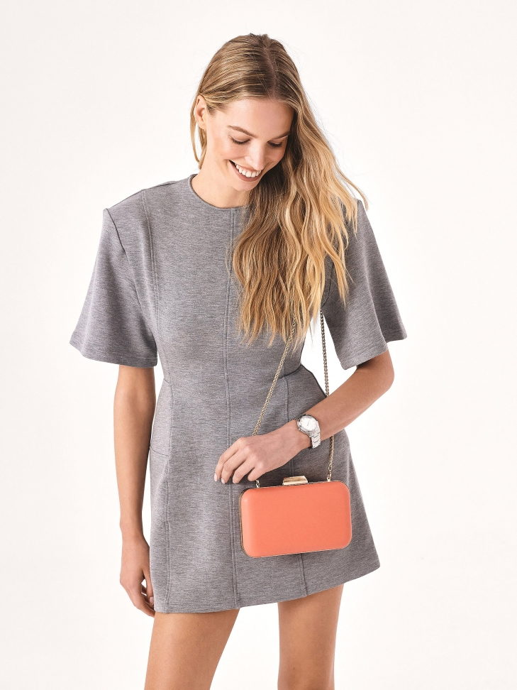 Srebrny zegarek damski na bransolecie