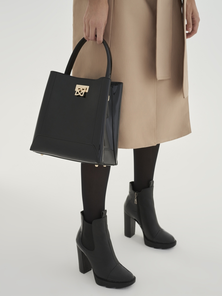 Czarna torebka damska