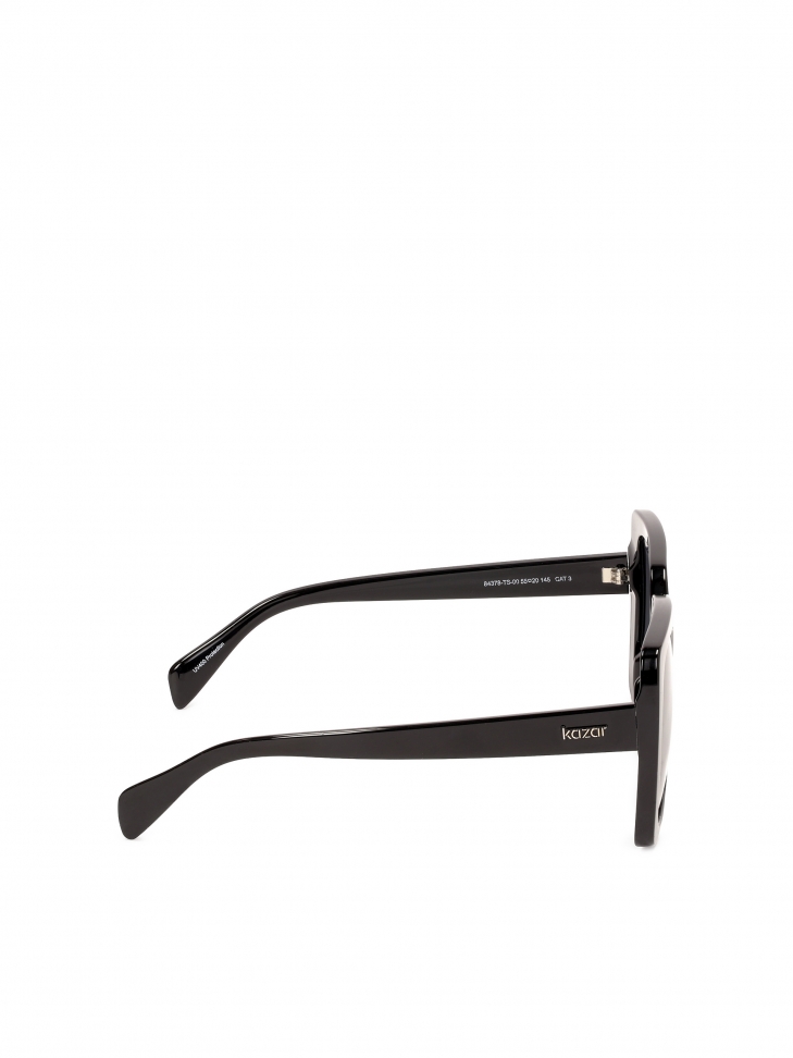 Modne okulary przeciwsłoneczne z grubą oprawką