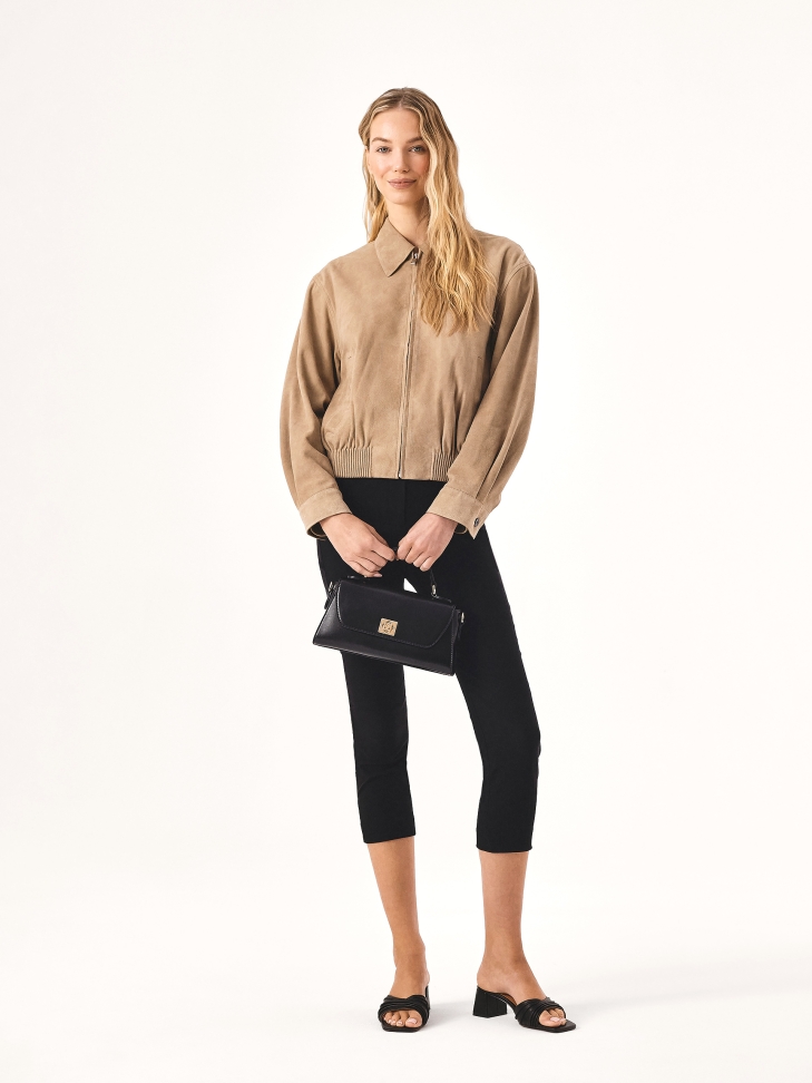 Elegancka czarna torebka z rączką