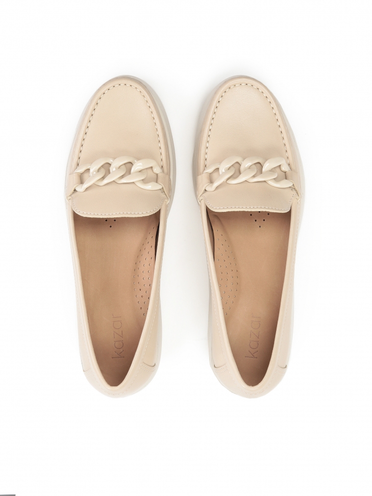 Modne skórzane półbuty damskie na grubej podeszwie