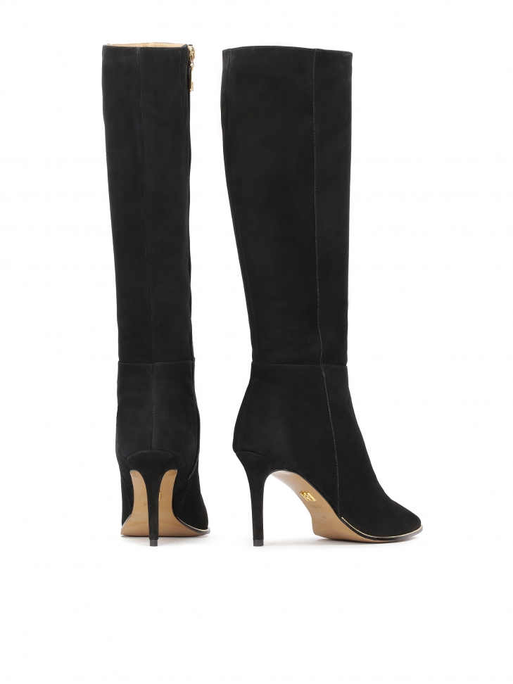 Kozaki z nubuku z noskami w szpic