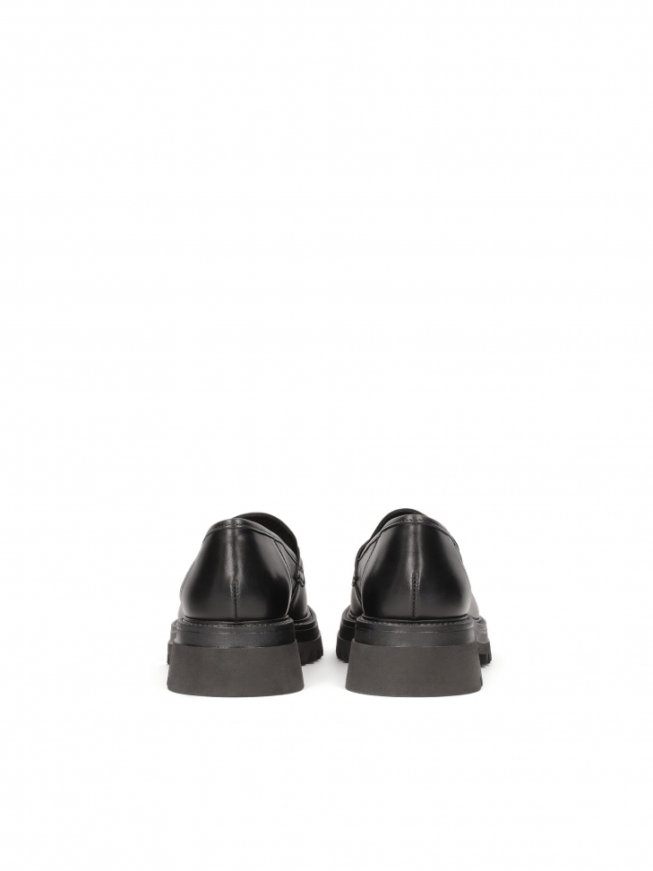 Skórzane półbuty na trepowej podeszwie