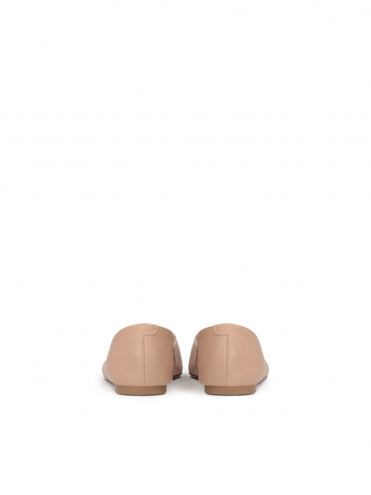 Beżowe baleriny ze skóry