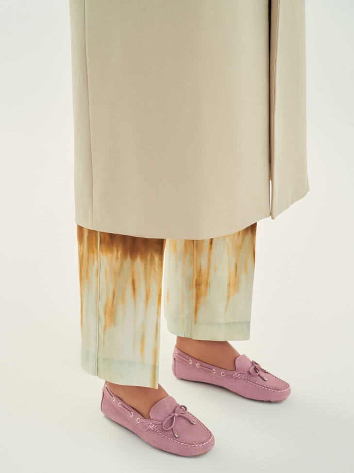 Różowe mokasyny damskie z rzemykiem i kokardką