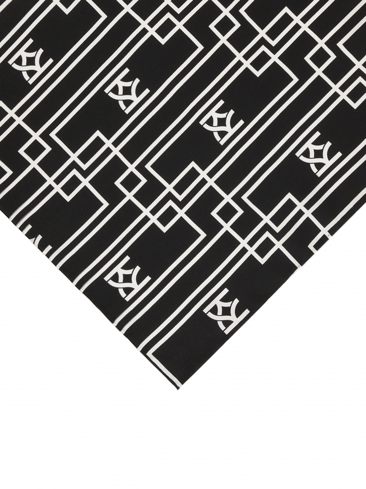 Elegancka wzorzysta poszetka z jedwabiu