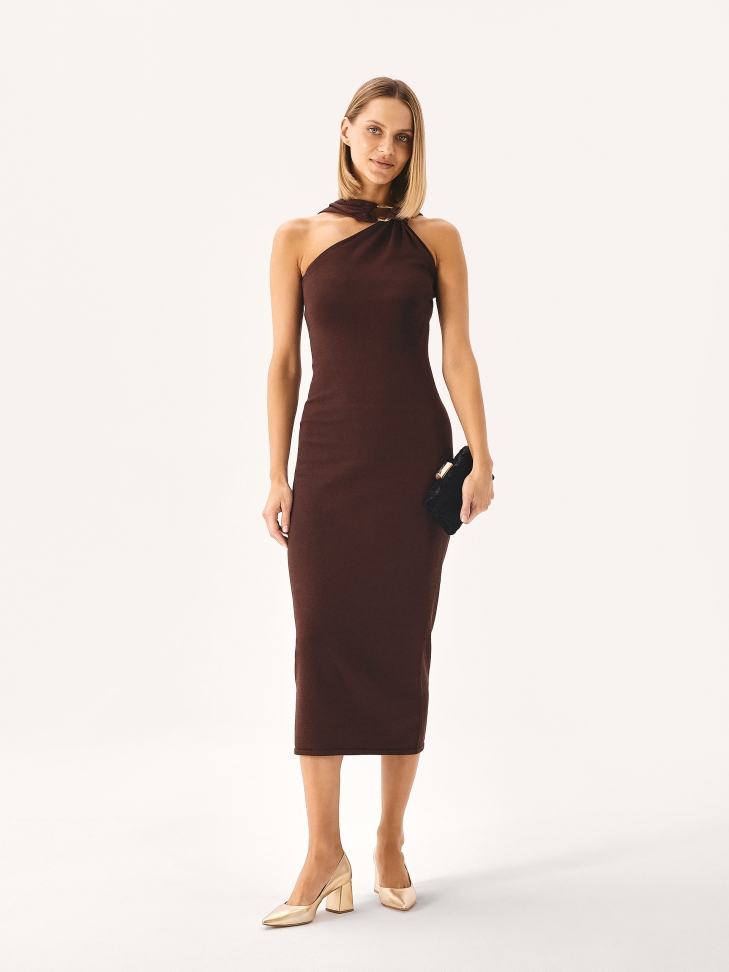 Złote czółenka na szerokim obcasie