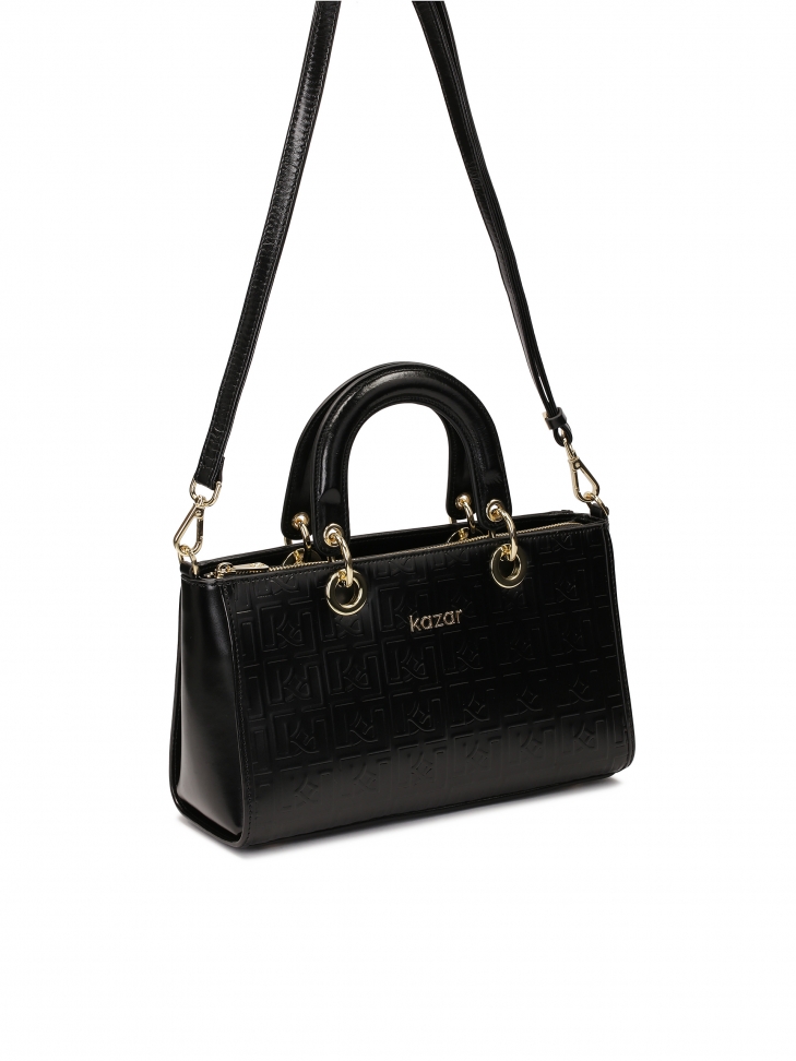 Podłużna sztywna torebka z tłoczonym wzorem