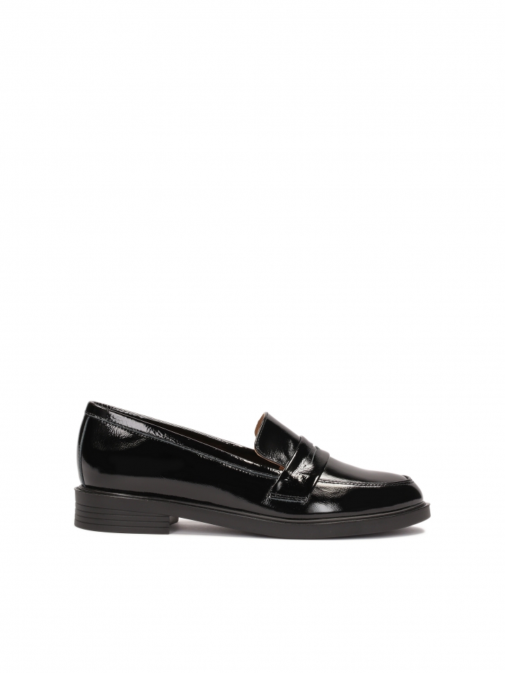 Lakierowane loafersy damskie