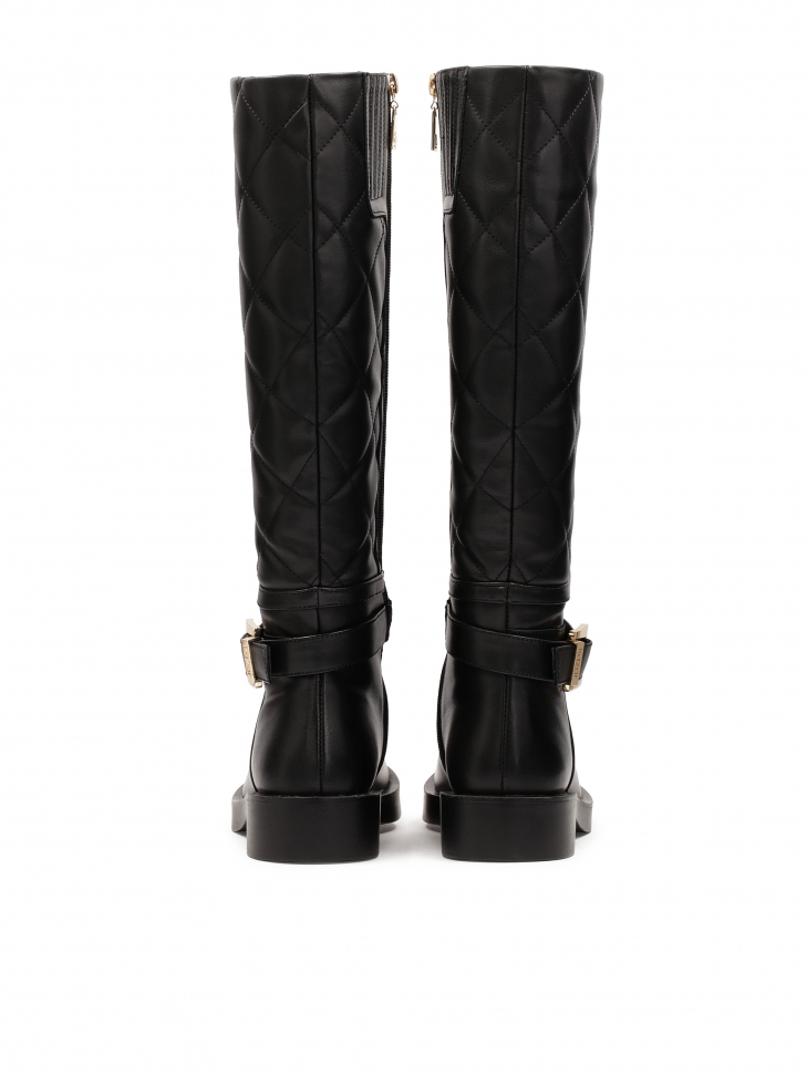 Uniwersalne czarne kozaki z dekoracyjnym pikowaniem