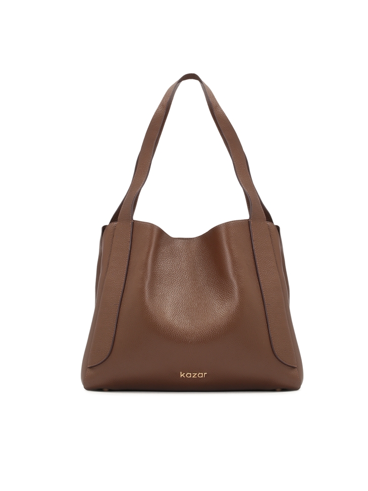 Brązowa torebka na ramie z groszkowej skóry