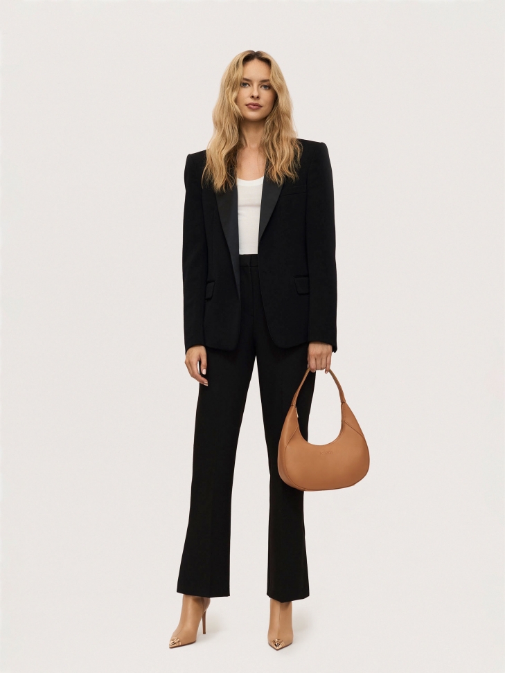 Jasnobrązowe botki na suwak ze zdobionym noskiem