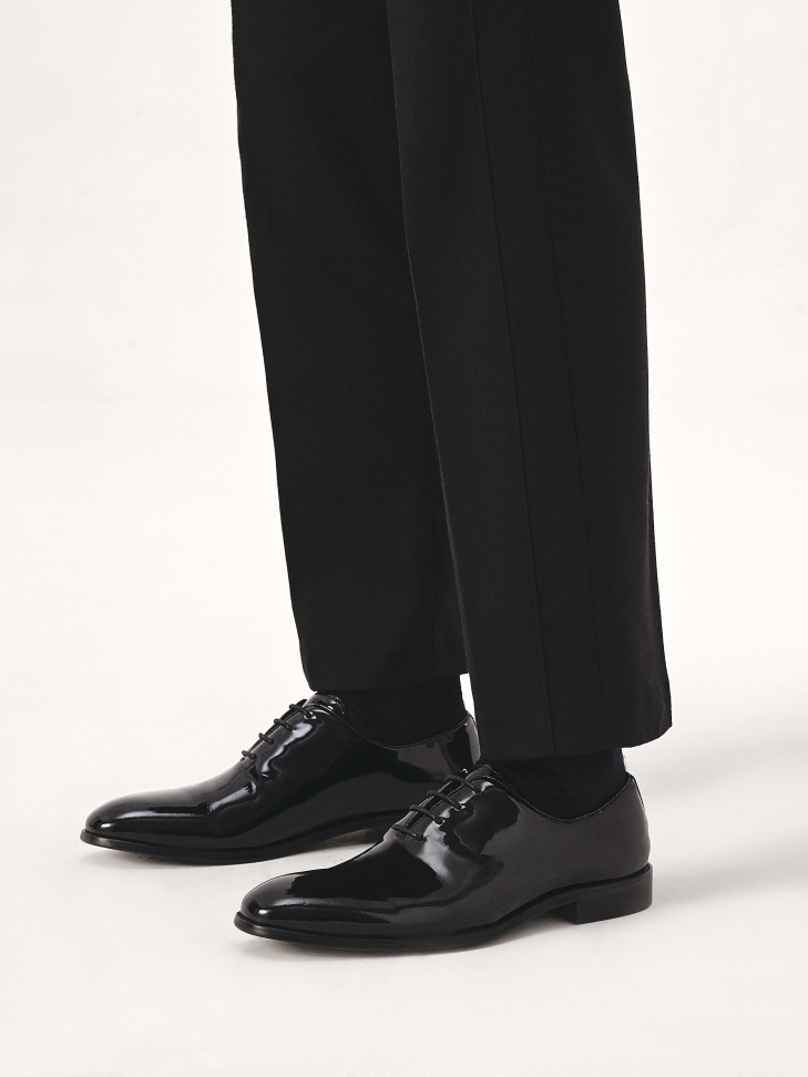 Lakierowane gładkie półbuty typu lotniki