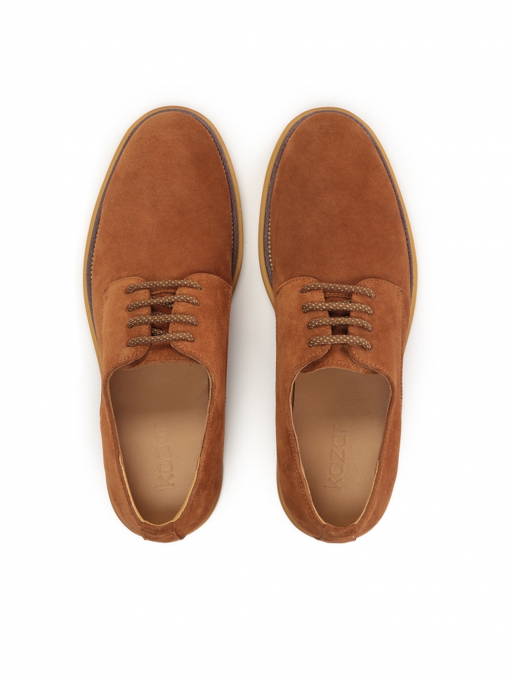 Brązowe zamszowe półbuty męskie w miejskim stylu