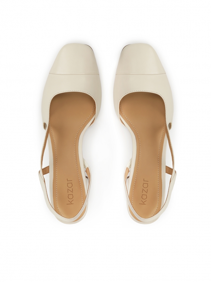 Kremowe czółenka z wyciętą cholewką