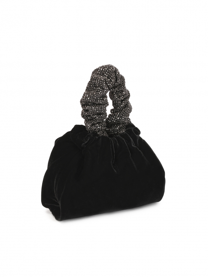 Torebka z czarnej tkaniny ze zdobioną rączką