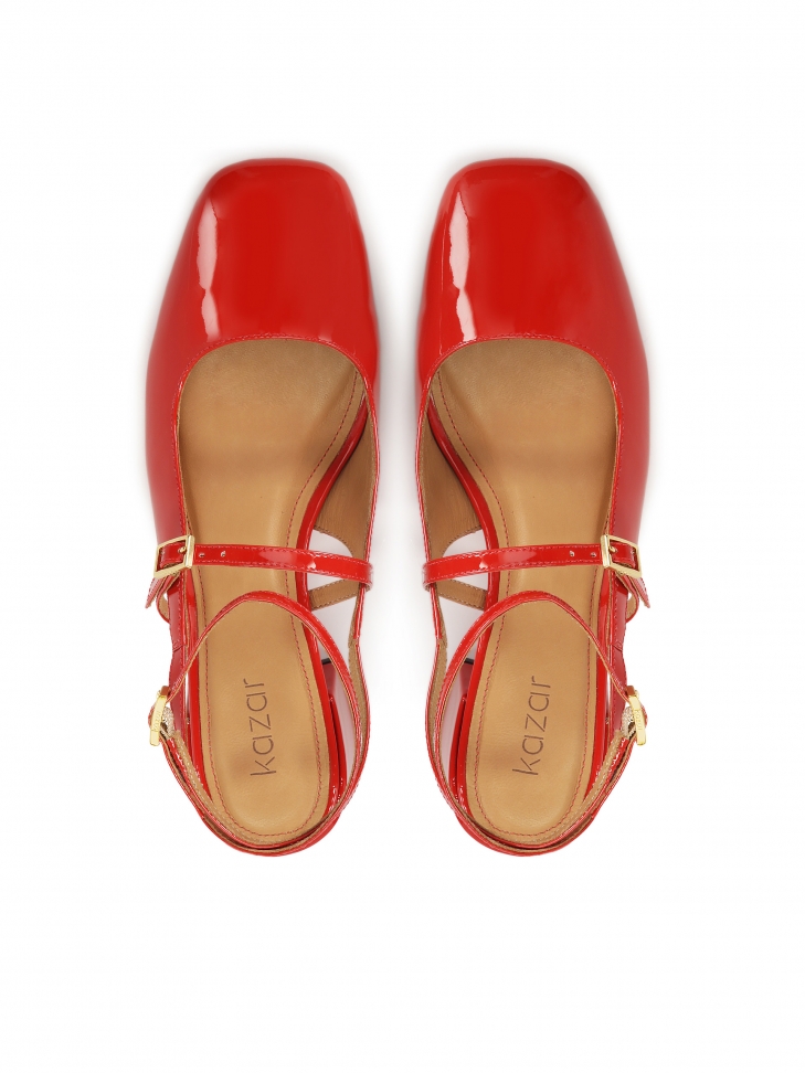 Lakierowane czerwone czółenka