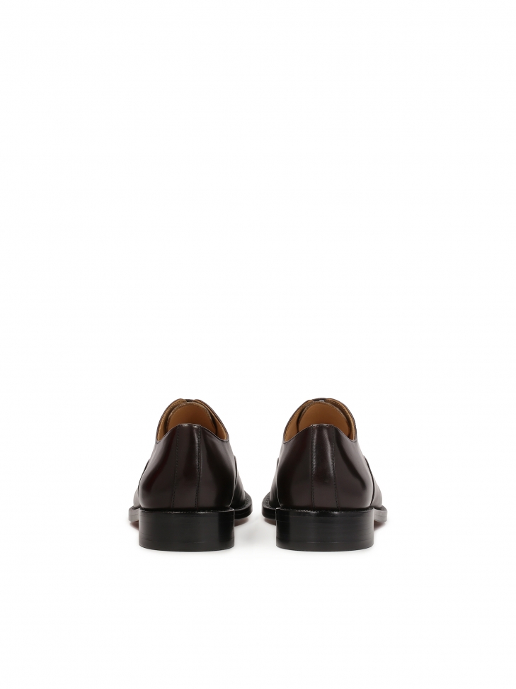 Klasyczne brązowe półbuty z Limitowanej Kolekcji