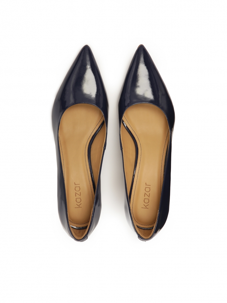 Granatowe czółenka z lakierowanej skóry