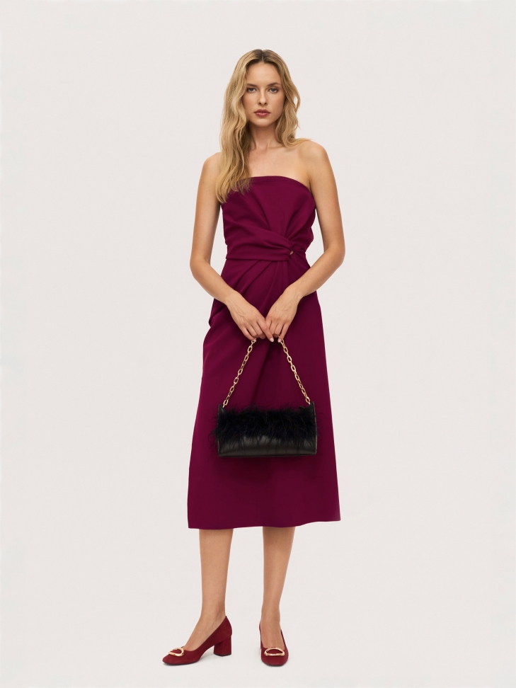 Bordowe czółenka z nubuku na średniej wysokości obcasie