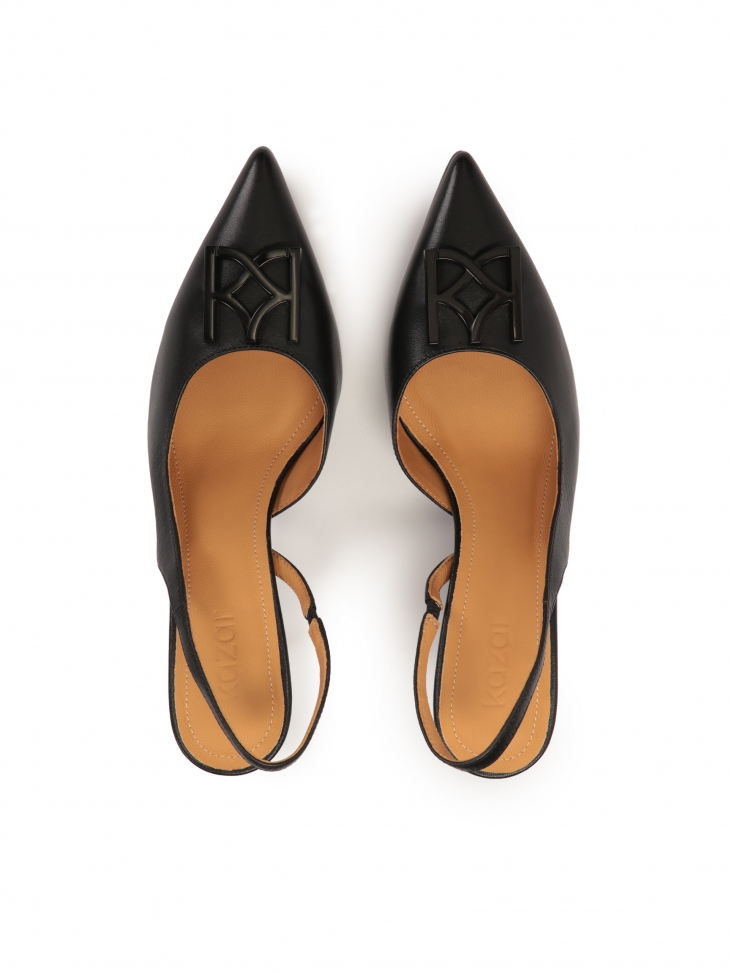 Czarne czółenka z wyciętą cholewką