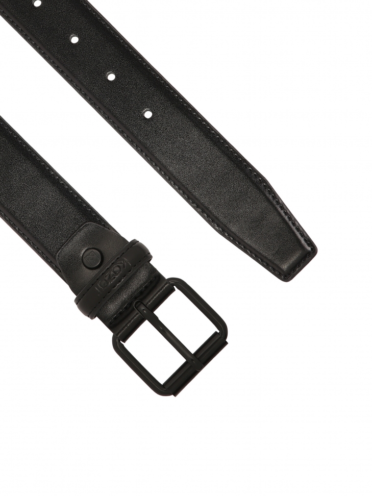 Czarny skórzany pasek z klasyczną klamrą