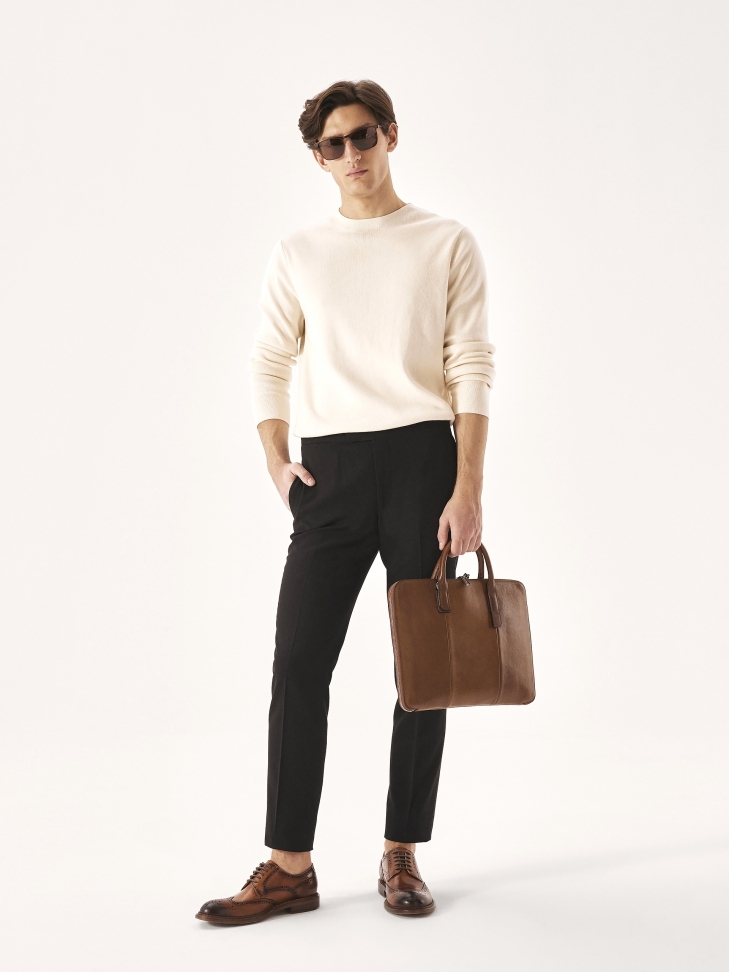 Wizytowe półbuty brogsy z ażurowym zdobieniem