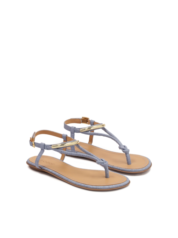 Niebieskie sandały na płaskiej podeszwie